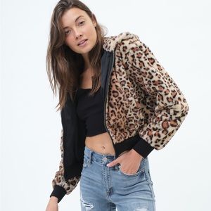 Aeropostale Reversible Woven Leopard Faux Fur Jacket Size Large